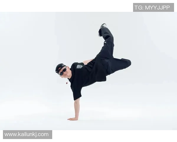 深圳街舞队荣登街舞节奏排行榜第一名引领潮流风尚 深圳街舞队荣登街舞节奏排行榜第一名引领潮流风尚